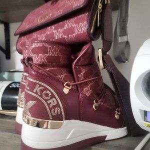 Michael kors shoes and matching purse